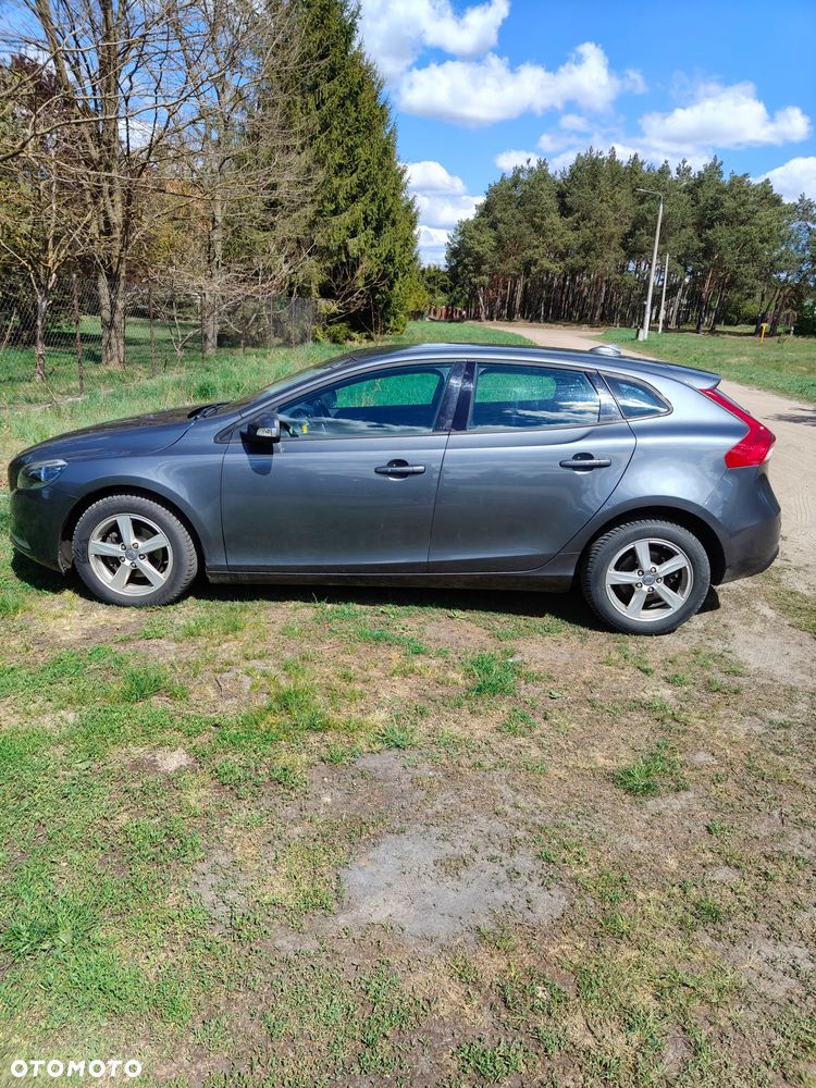 Volvo V40 D2 Kinetic - 4