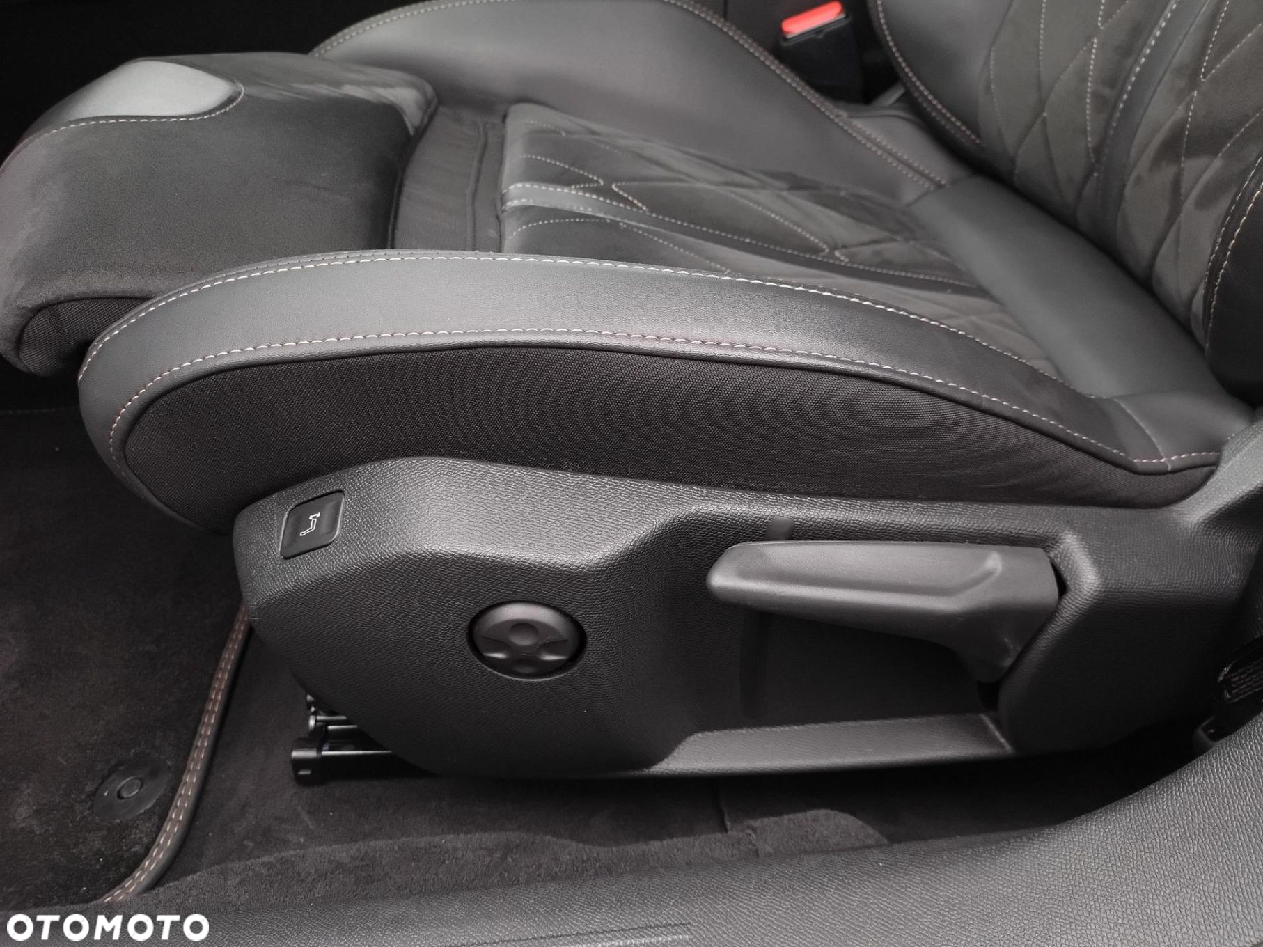 Peugeot 508 1.6 PureTech GT Pack S&S EAT8 - 28