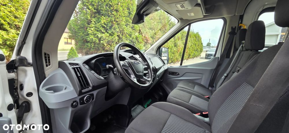Ford Transit - 31