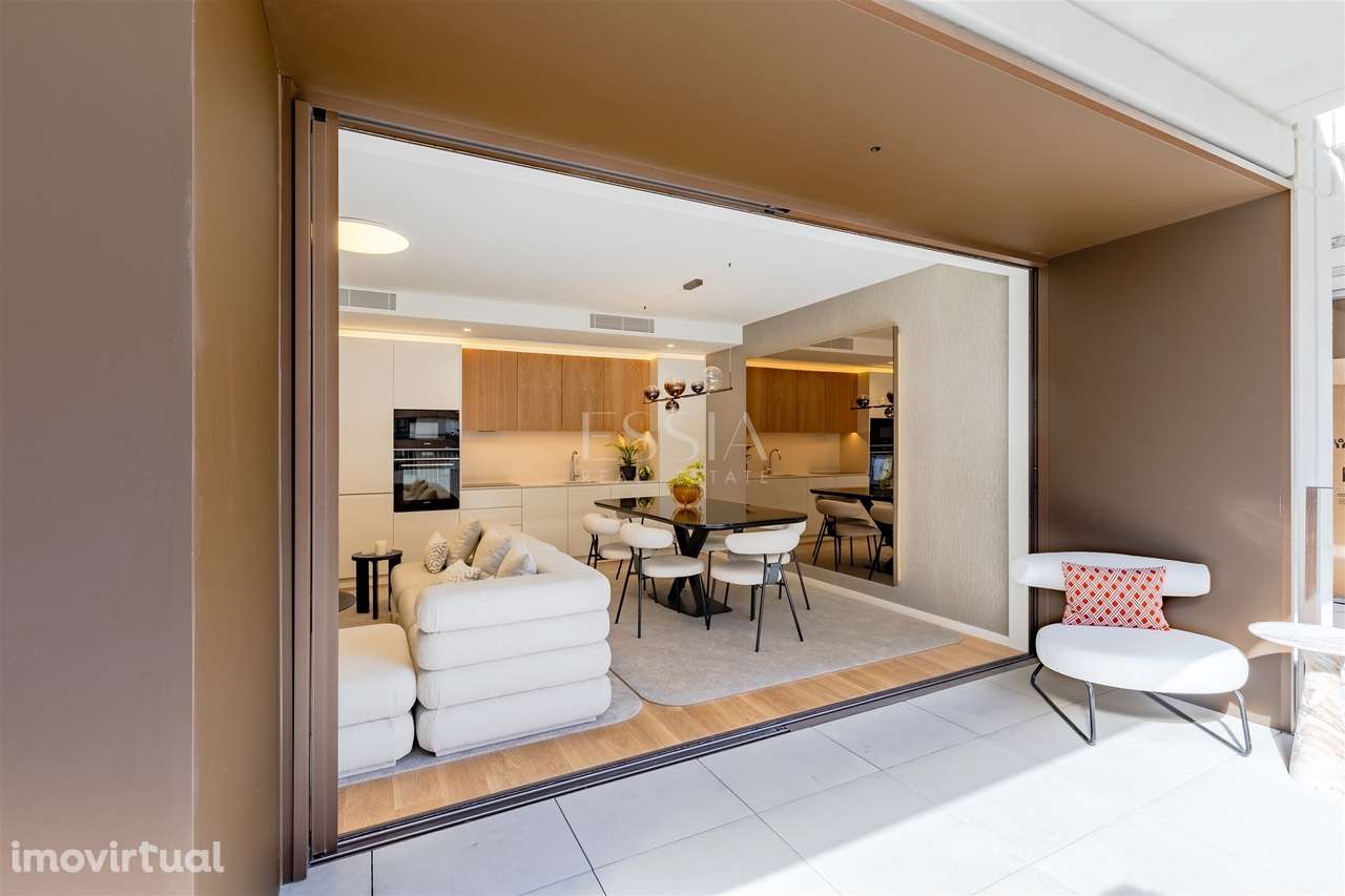 Apartamento T2 com Varanda Vistas Rio e Mar nos Jardins D`Arrábida - Grande imagem: 2/32