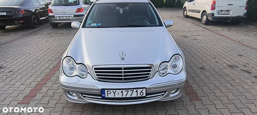 Mercedes-Benz Klasa C 200 T Kompressor Automatik Avantgarde - 13