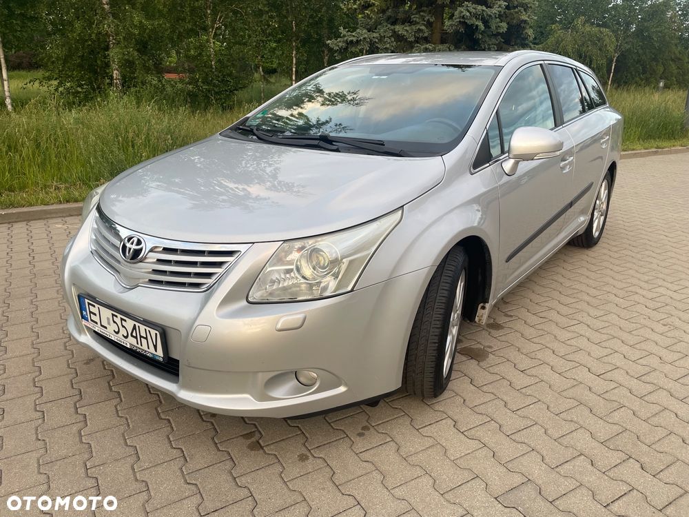 Toyota Avensis 2.2 D-4D Sol Plus - 1
