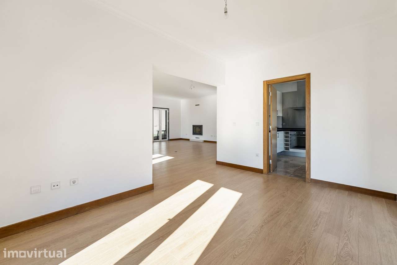 Moradia Isolada T5 com jardim, Oeiras Golf Residence, Oeiras - Grande imagem: 4/38