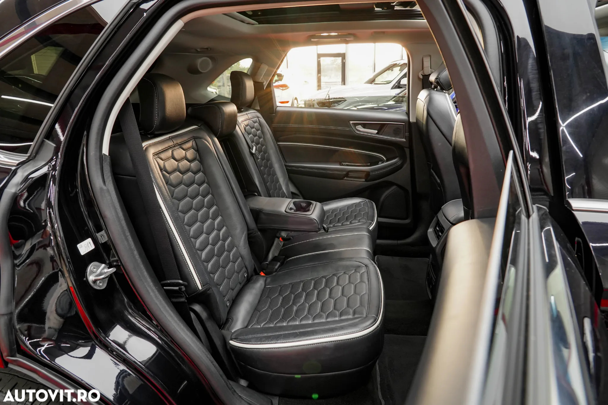 Ford Edge 2.0 Panther A8 AWD Vignale - 10