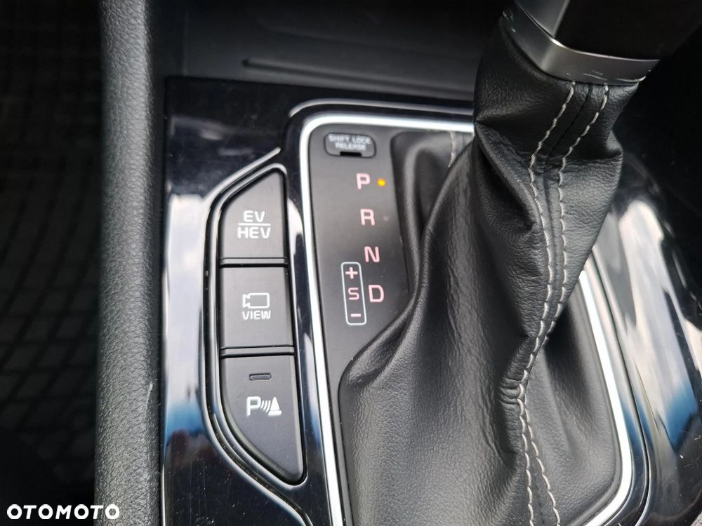 Kia Niro 1.6 GDI Plug-in Hybrid L - 22