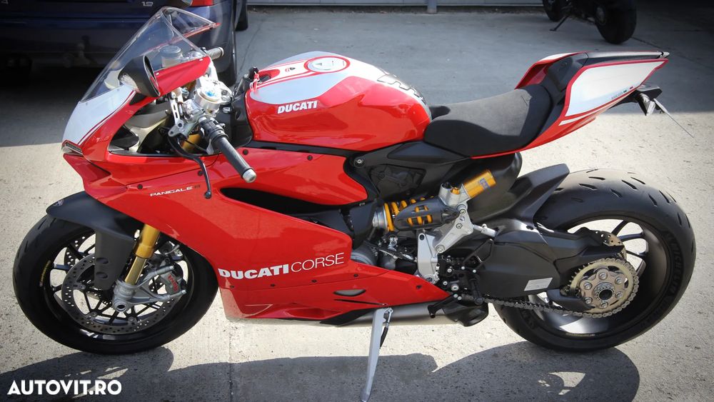 Ducati 1199 Panigale - 1