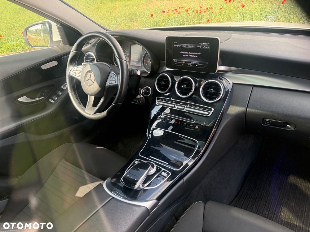 Mercedes-Benz Klasa C - 19