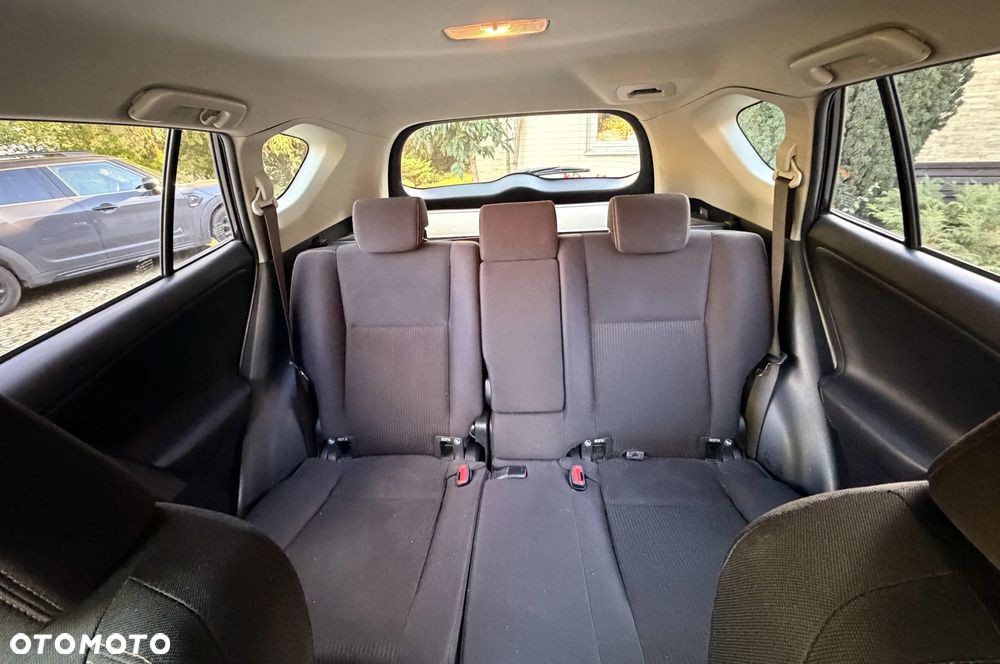 Toyota RAV4 - 12