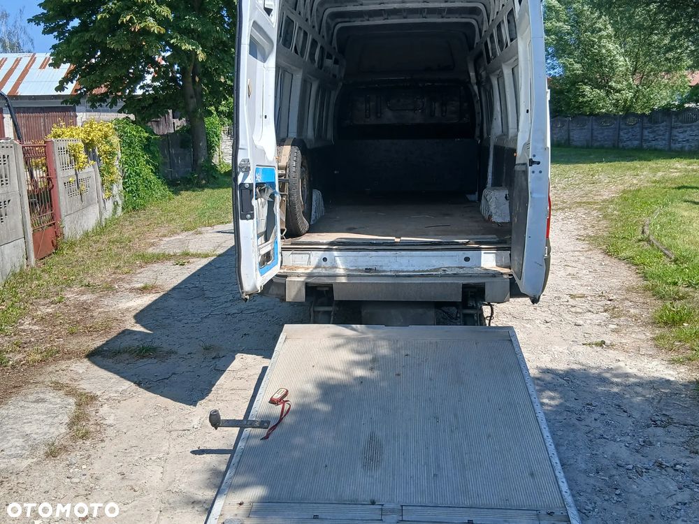 Ford Transit MAX Jumbo - 10