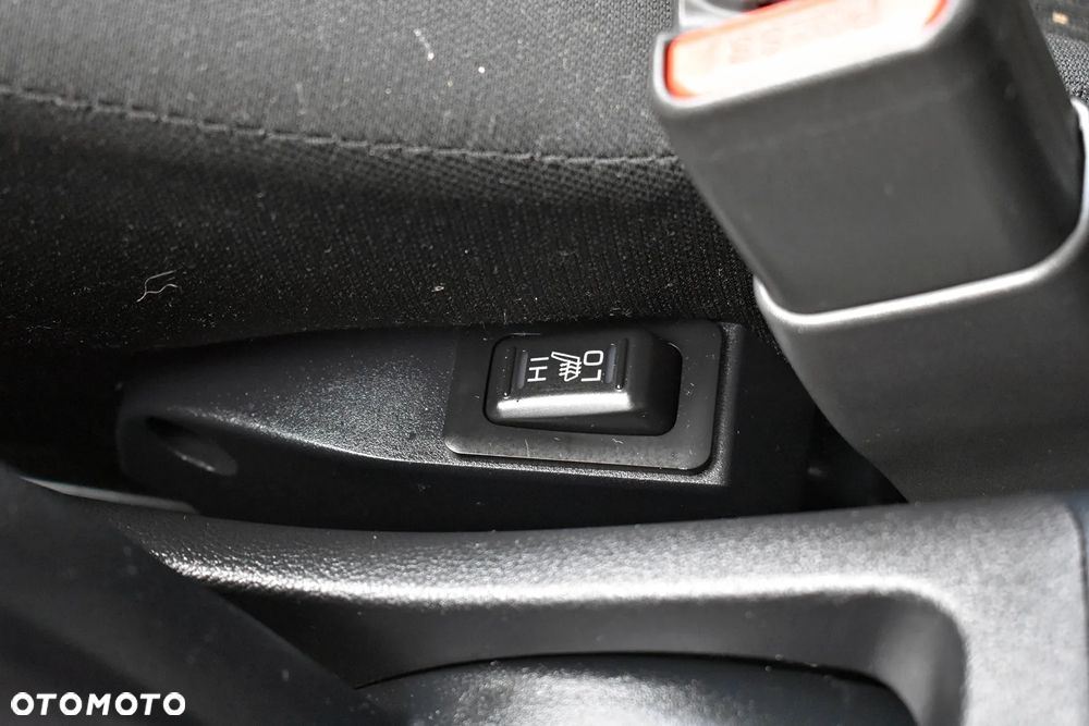 Mitsubishi ASX 1.6 2WD Plus - 33