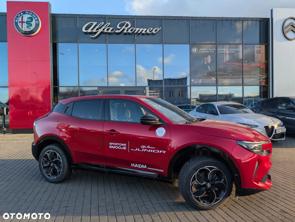 Alfa Romeo Junior 1.2 mHEV Ibrida Q4 eDCT - 2