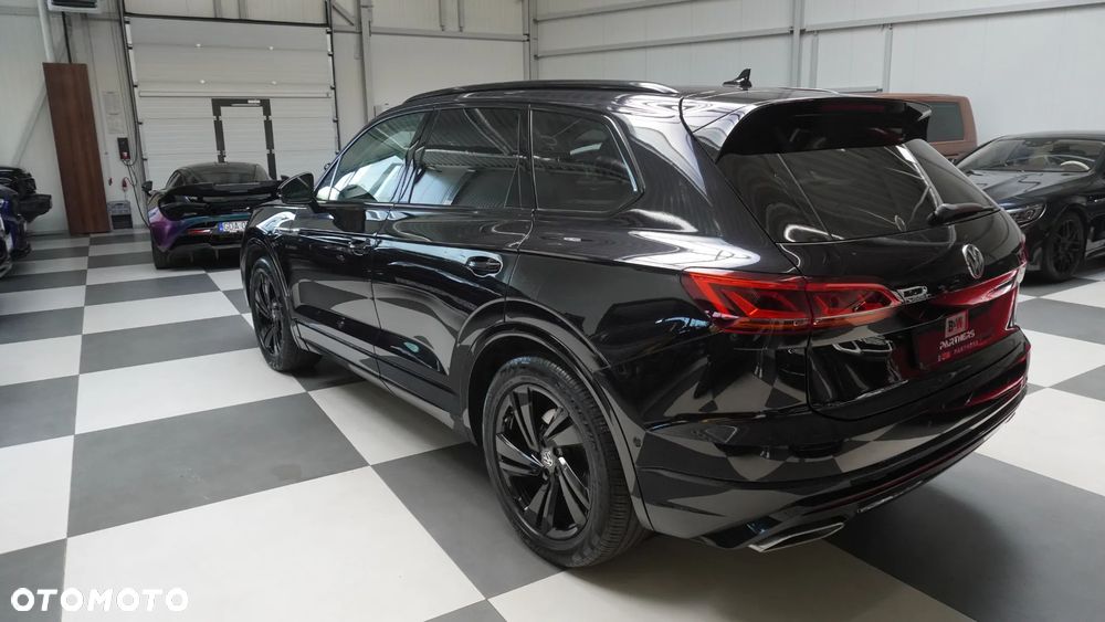 Volkswagen Touareg 3.0 V6 TDI SCR 4Motion Automatik R-Line - 3