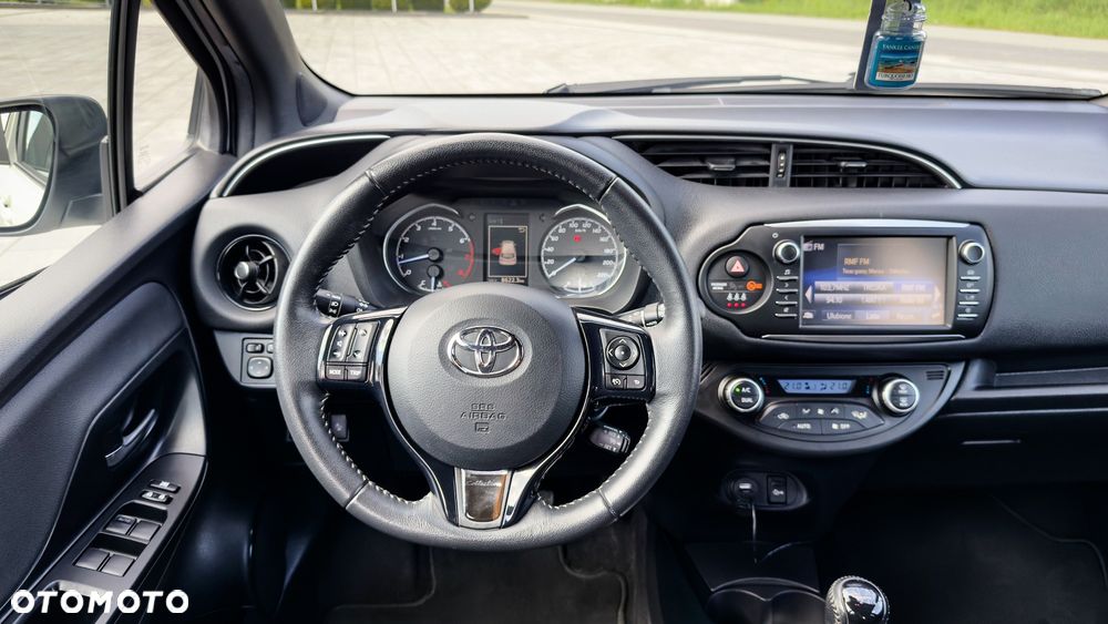 Toyota Yaris 1.5 Selection - 9