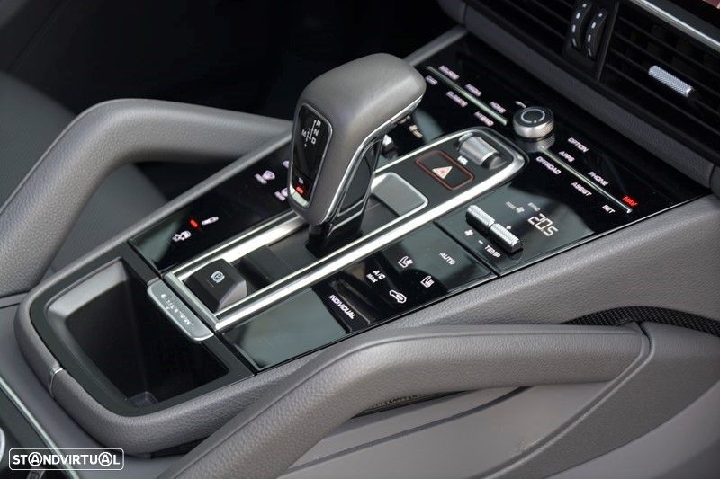 Porsche Cayenne E-Hybrid - 42