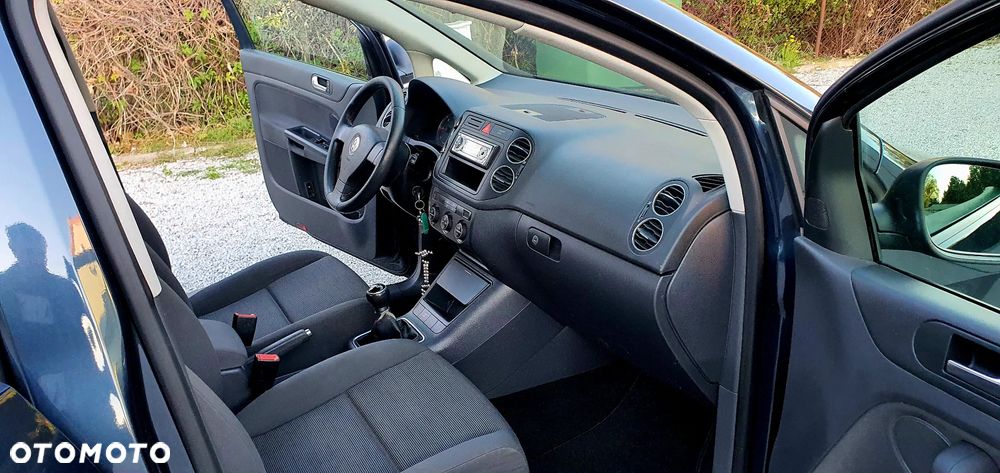 Volkswagen Golf Plus 1.9 TDI DPF Comfortline - 12
