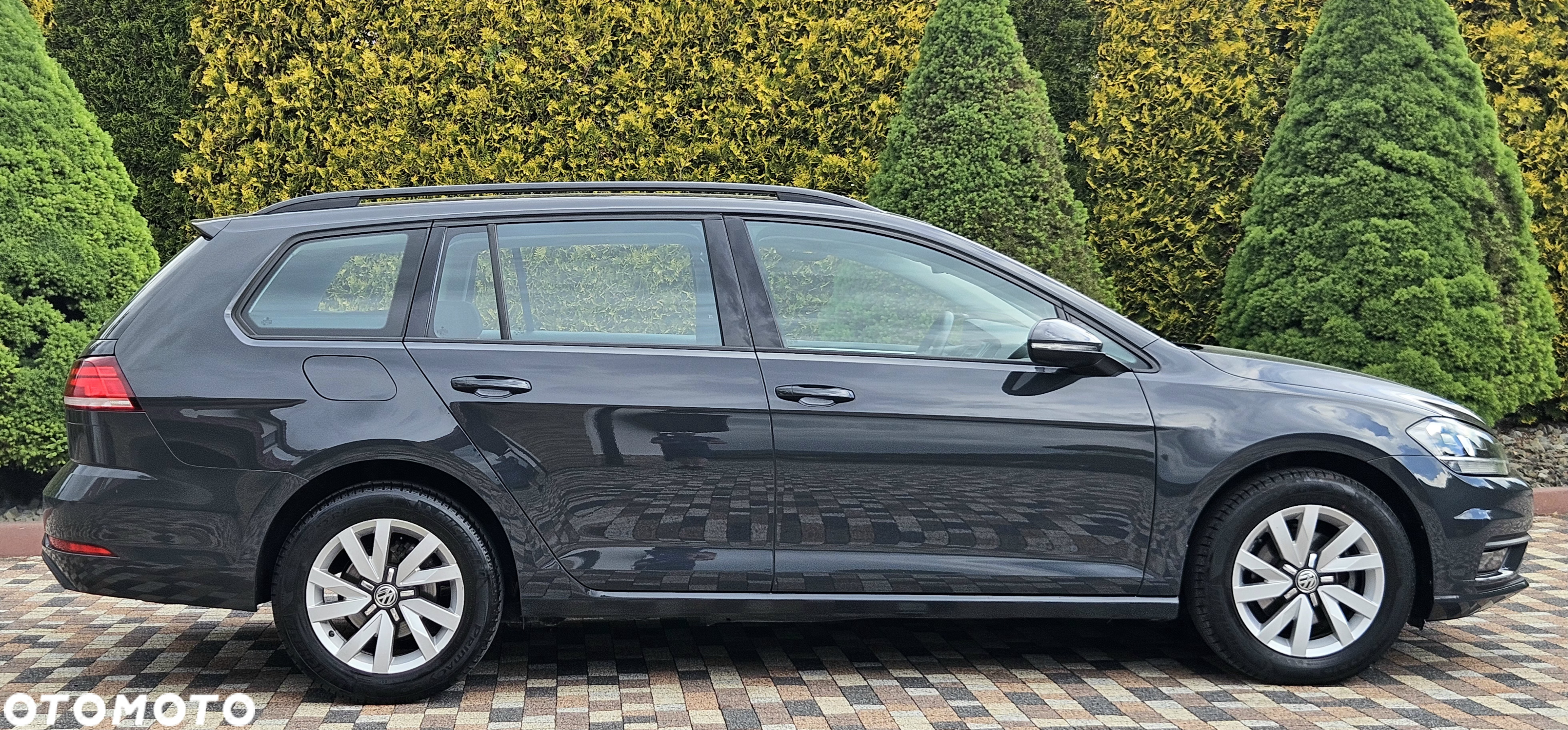 Volkswagen Golf - 12