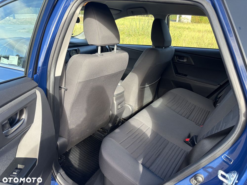 Toyota Auris - 8