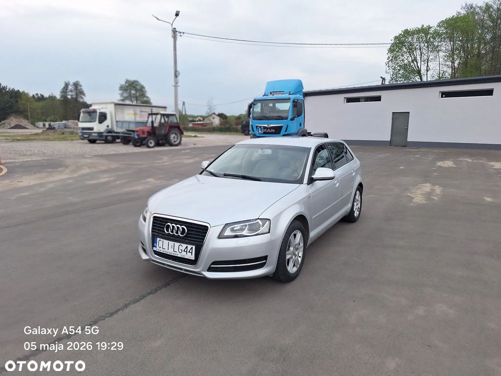 Audi A3 Sportback - 2