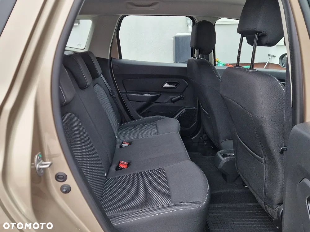 Dacia Duster SCe 115 4x2 Laureate - 11