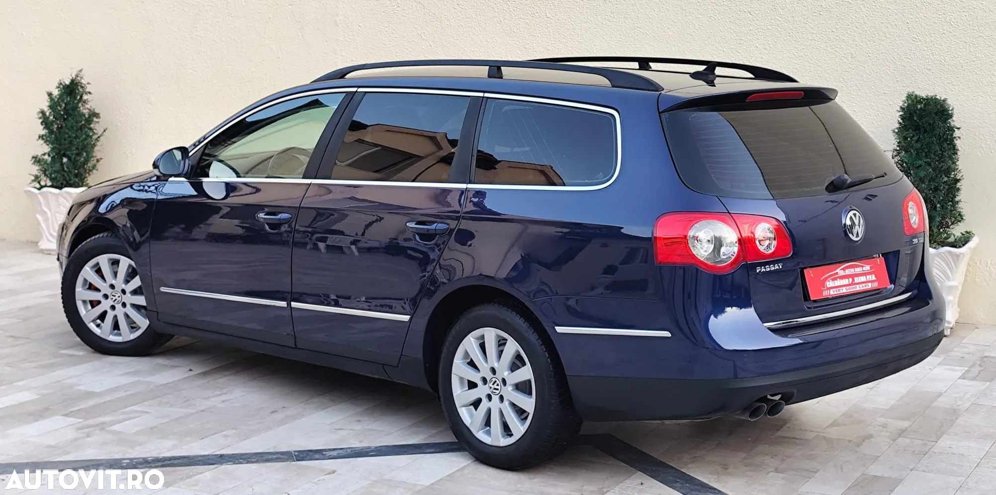 Volkswagen Passat - 4
