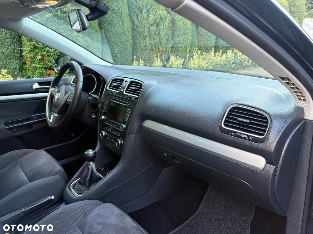 Volkswagen Golf 1.4 TSI Highline - 32