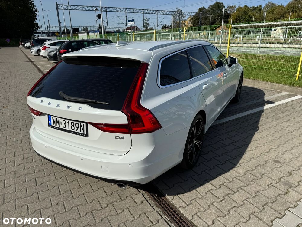 Volvo V90 - 16