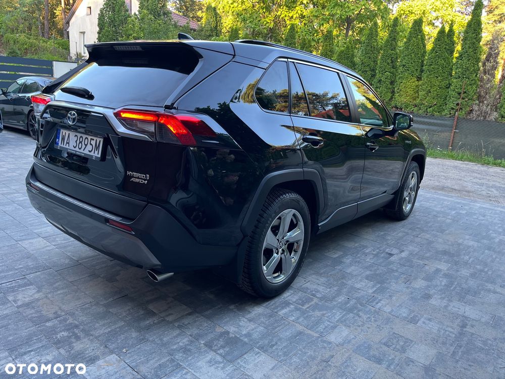 Toyota RAV4 - 6