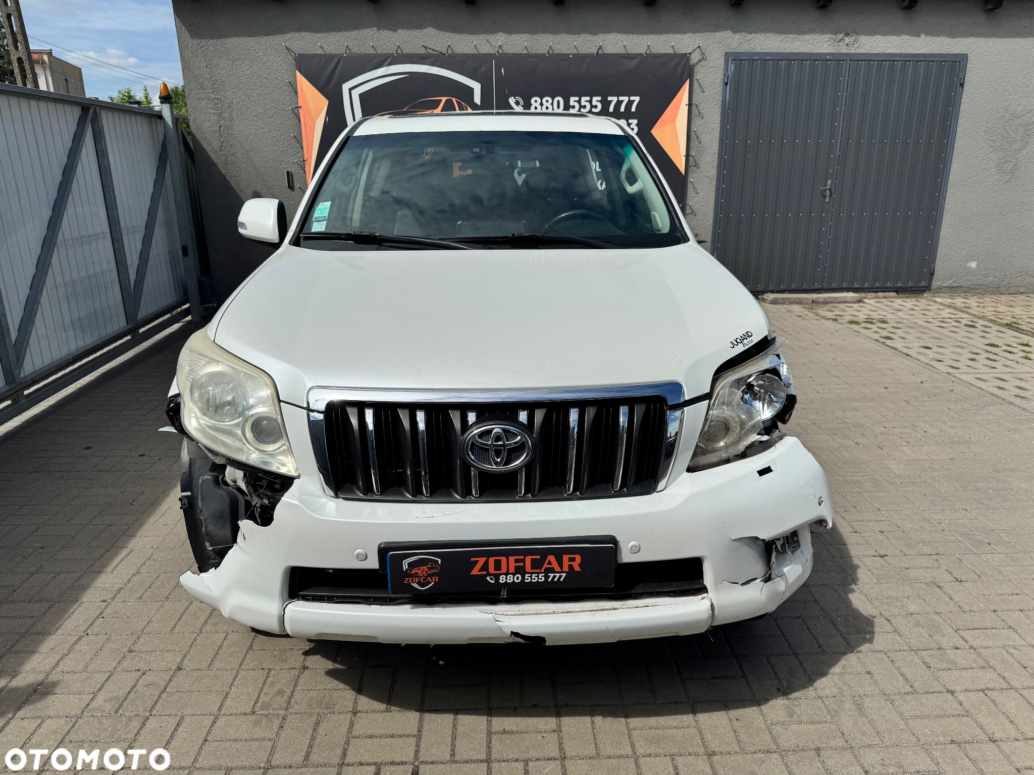 Toyota Land Cruiser - 8