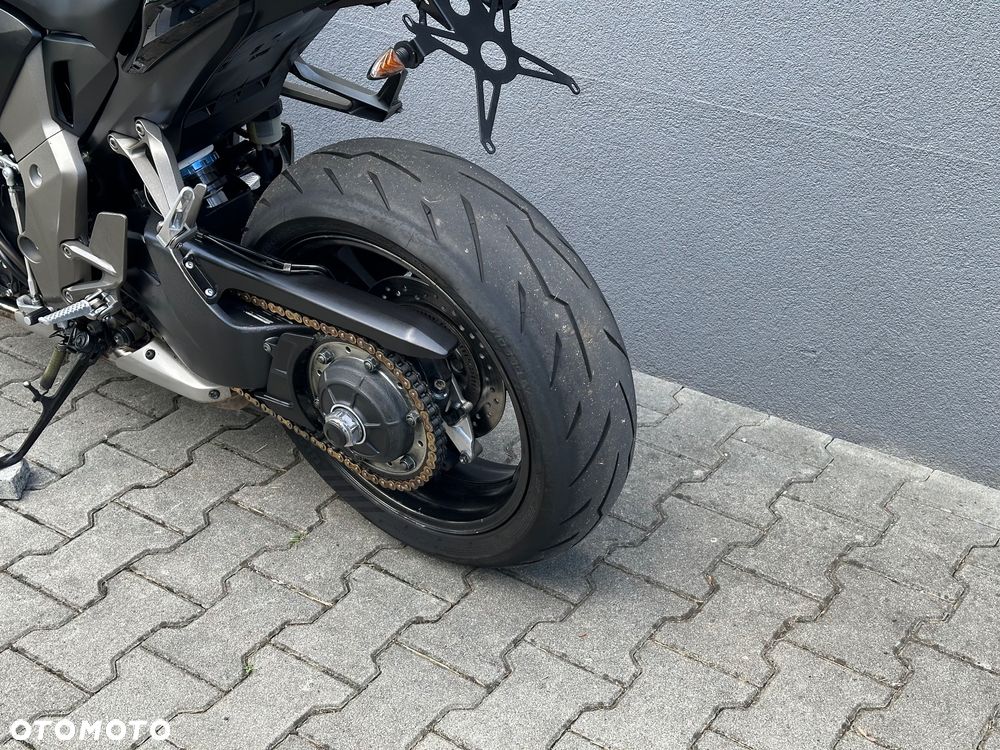 Honda CB - 24