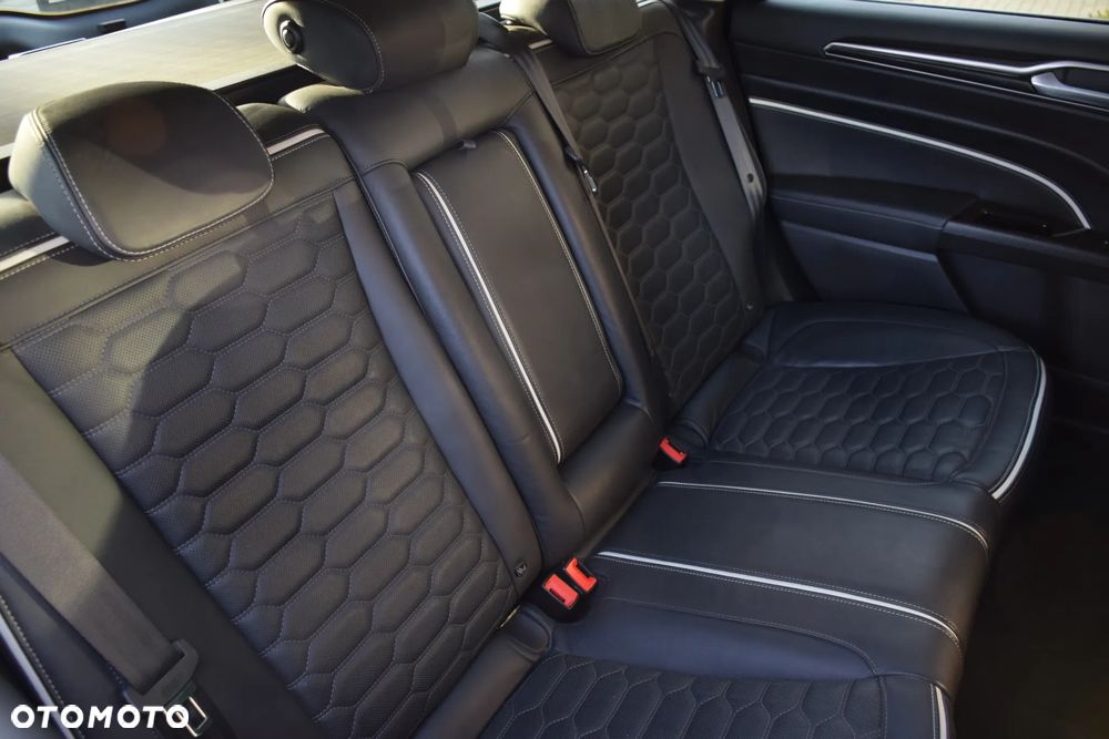 Ford Mondeo 2.0 EcoBlue VIGNALE - 13