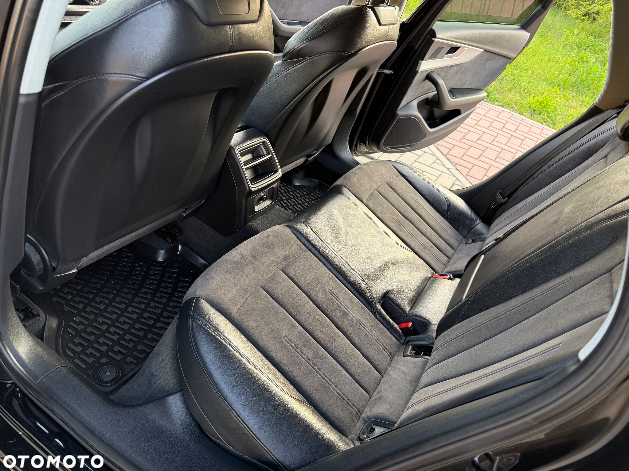 Audi A4 Avant 2.0 TDI DPF S line Sportpaket - 22