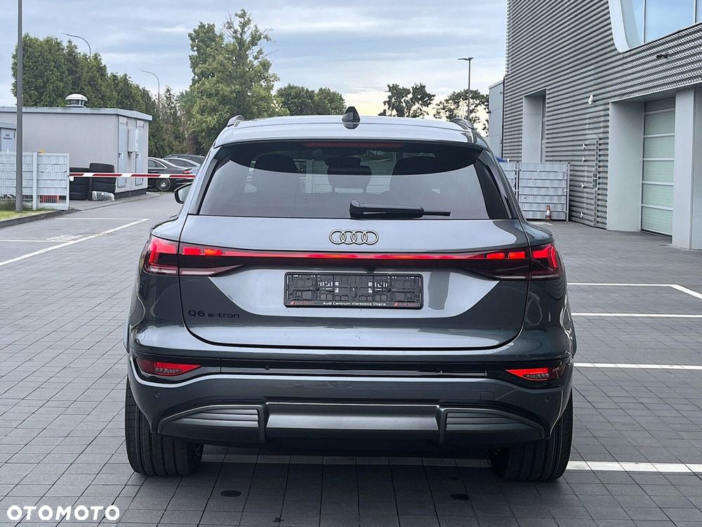 Audi Q6 e-tron - 13