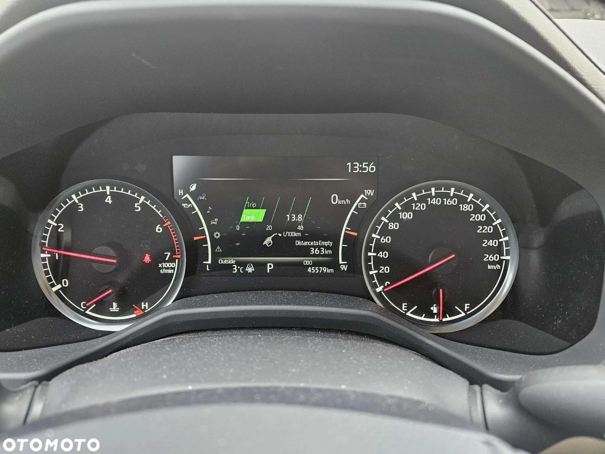 Toyota Land Cruiser - 33