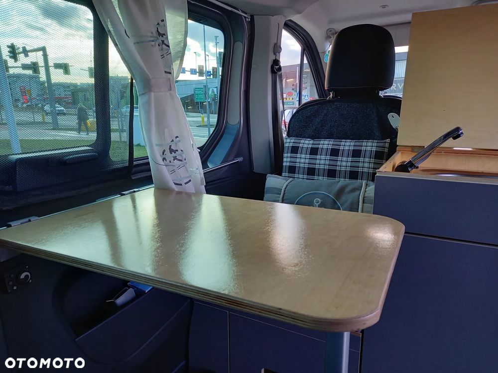 Renault Trafic - 12