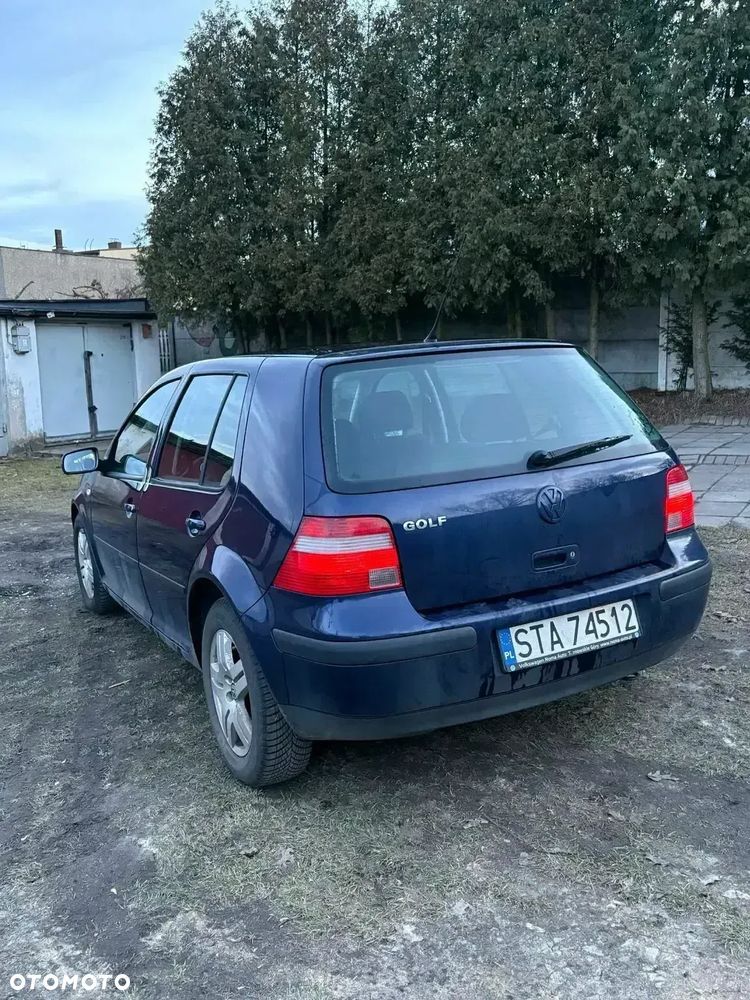 Volkswagen Golf - 3