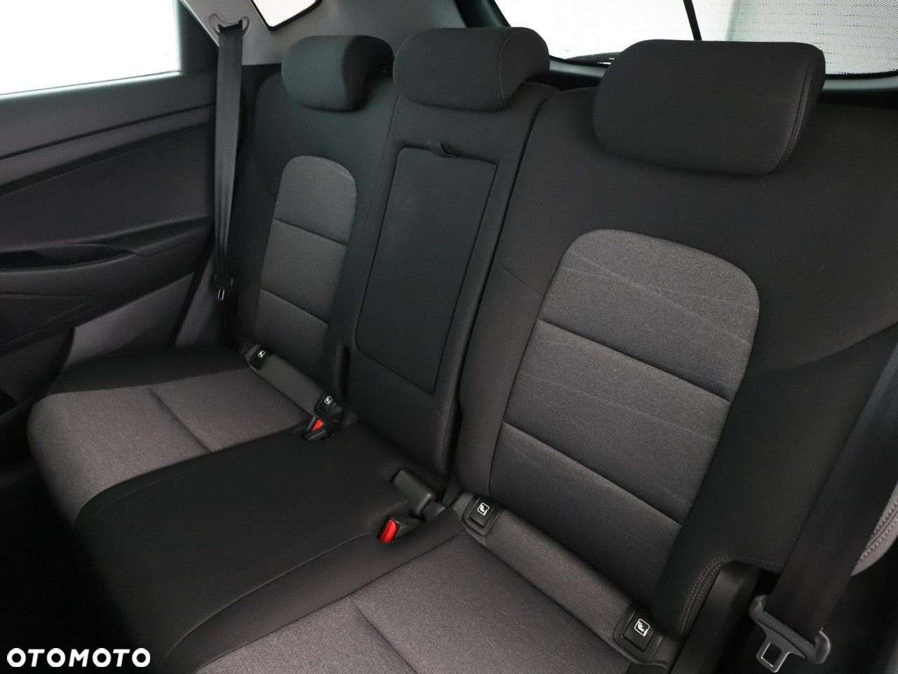 Hyundai Tucson 1.6 GDi 2WD Pure - 17