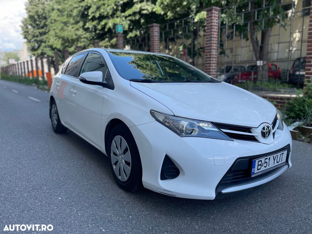 Toyota Auris 1.4 D-4D Luna - 8