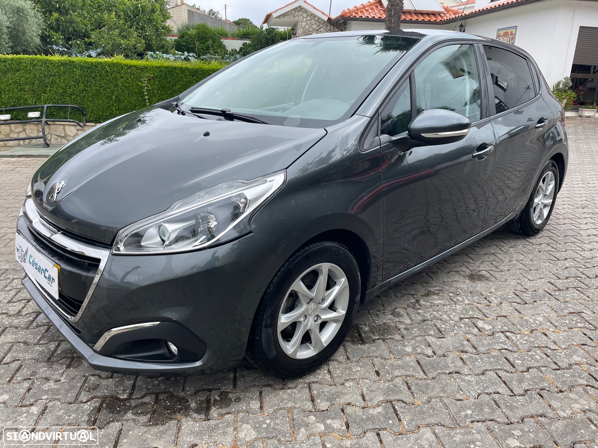 Peugeot 208 1.2 VTi Active - 3