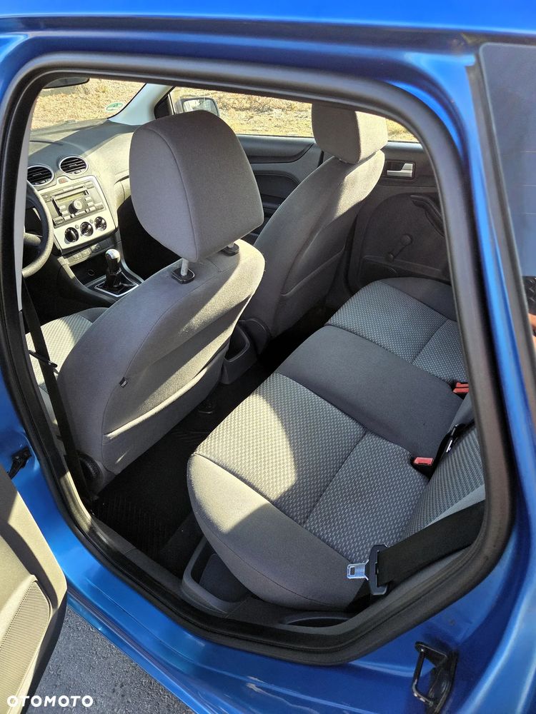Ford Focus - 17