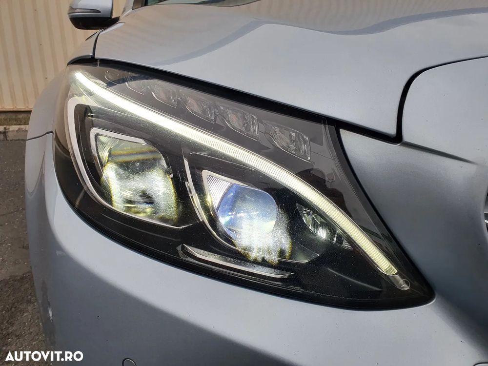 Mercedes-Benz C 220 d 9G-TRONIC Exclusive - 27