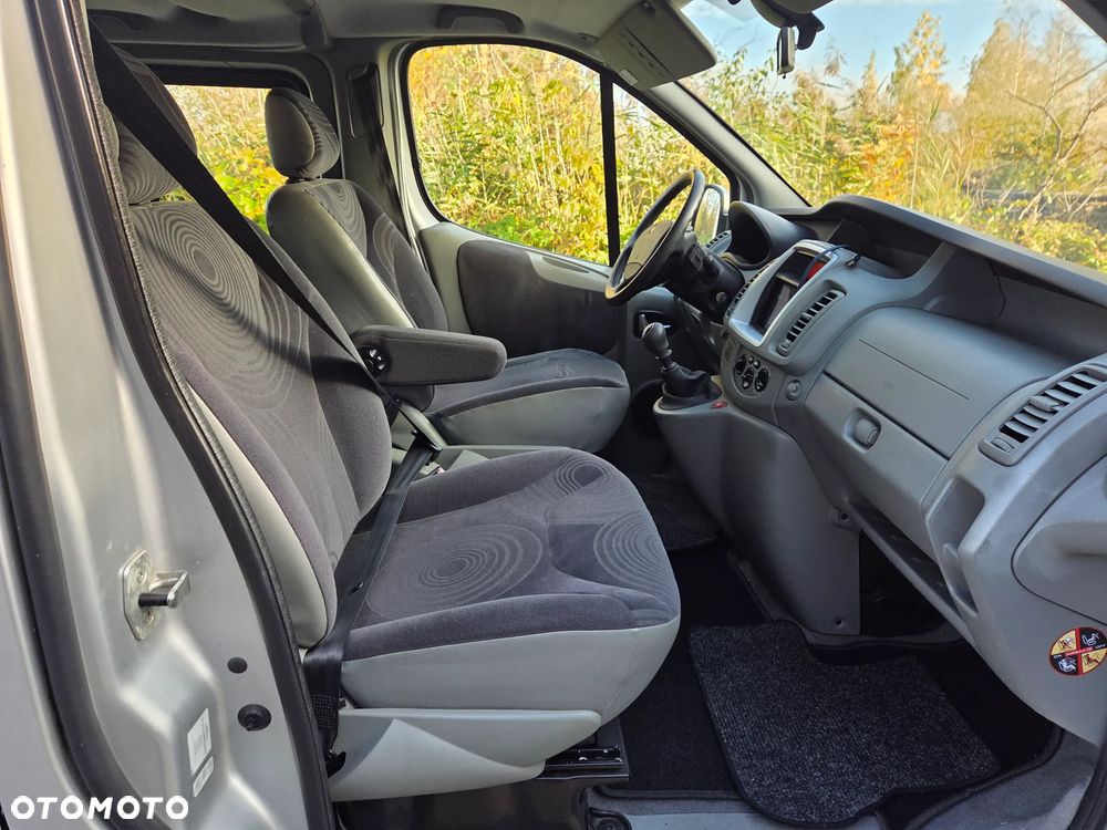 Renault Trafic L1H1 Passenger Lux - 6