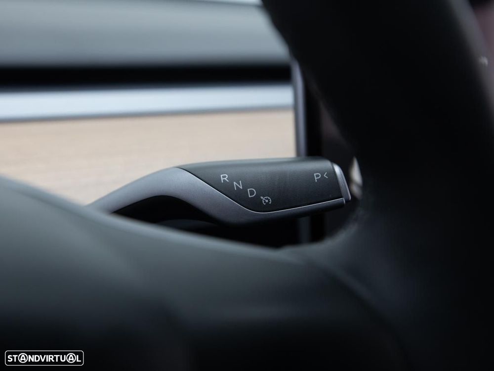 Tesla Model 3 Standard RWD Plus - 20