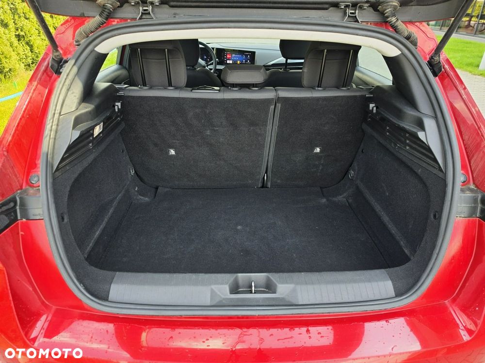 Opel Astra 1.2 Turbo Enjoy - 10