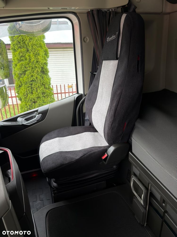 Volvo FH 500 GLOBETROTTER XL - 29