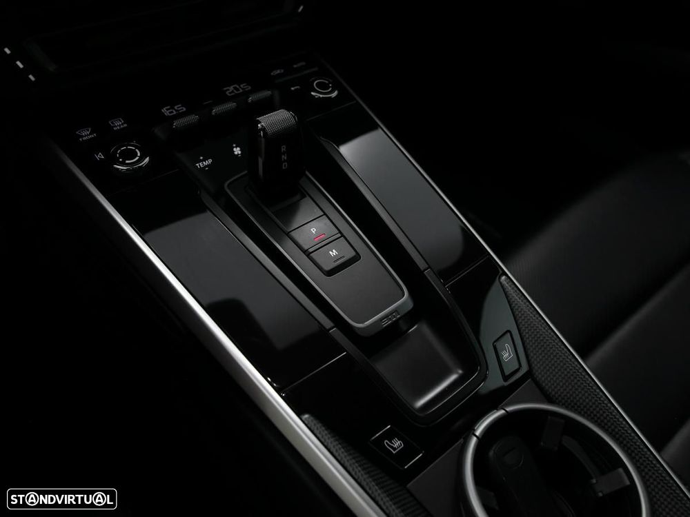 Porsche 911 (992) Turbo S PDK - 28