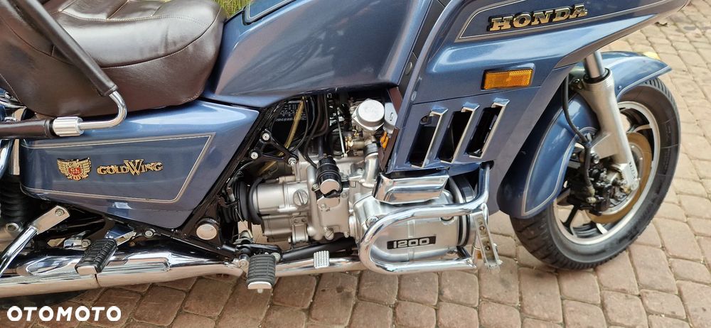 Honda GL - 6