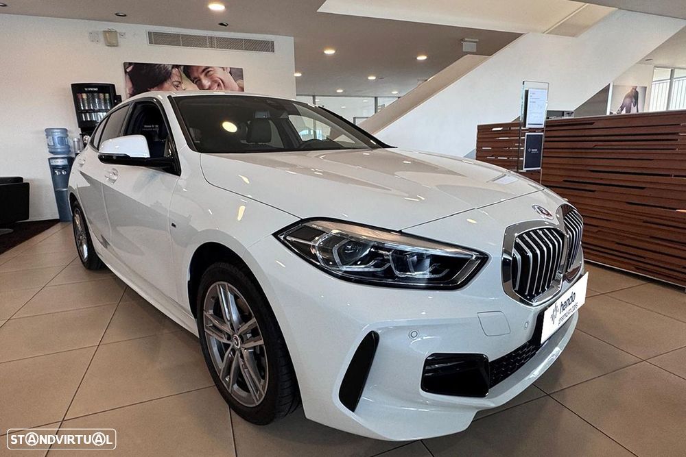 BMW 116 i Pack Desportivo M - 2