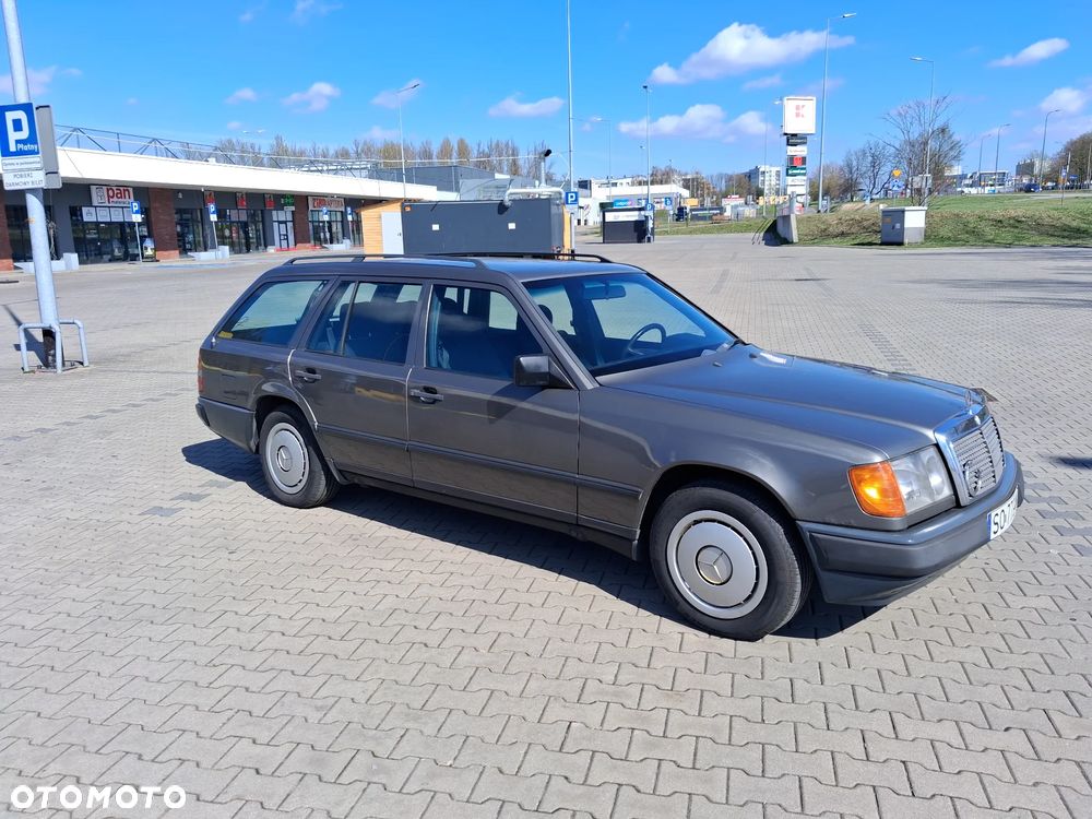 Mercedes-Benz W124 (1984-1993) - 10