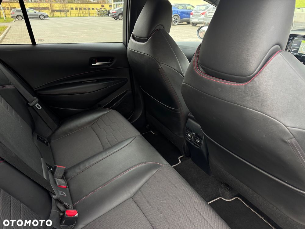 Toyota Corolla 1.8 Hybrid Executive - 8