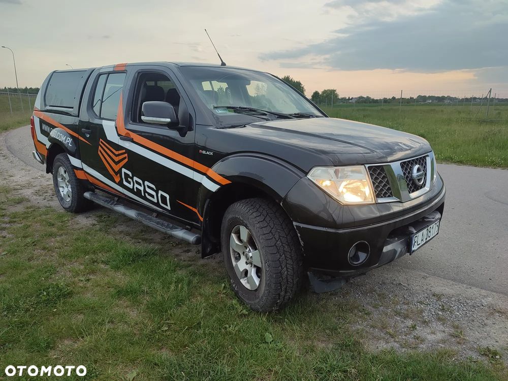 Nissan Navara 2.5 D Platinum - 3